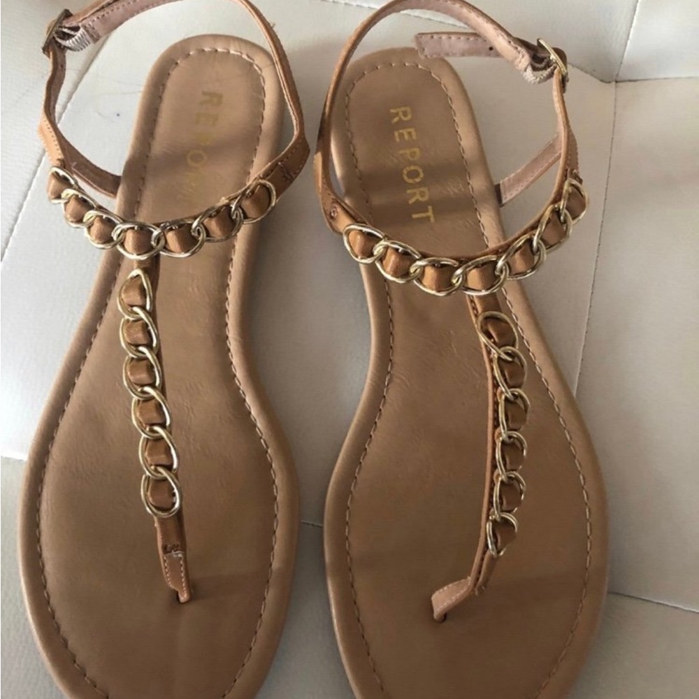 Report sandals